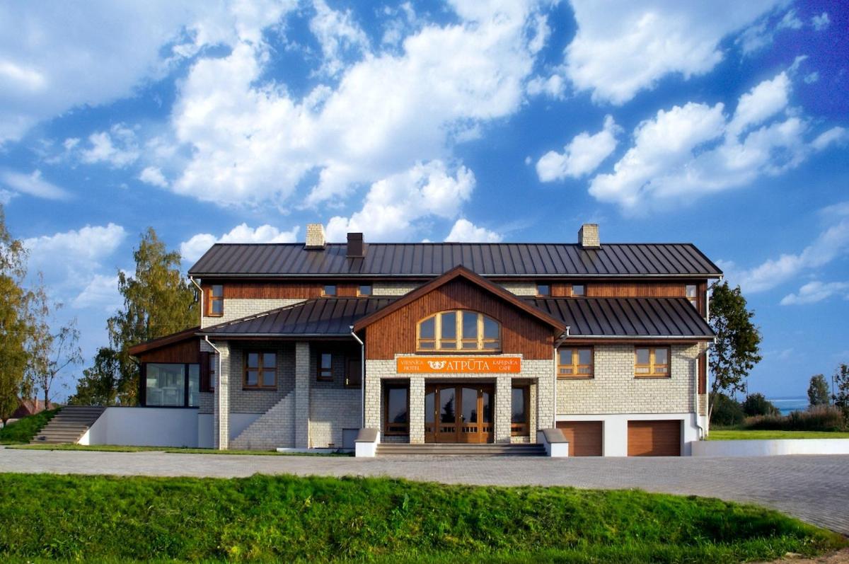 Viesnica Atputa Hotel Cesis Bagian luar foto
