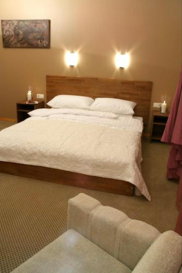 Viesnica Atputa Hotel Cesis Bagian luar foto